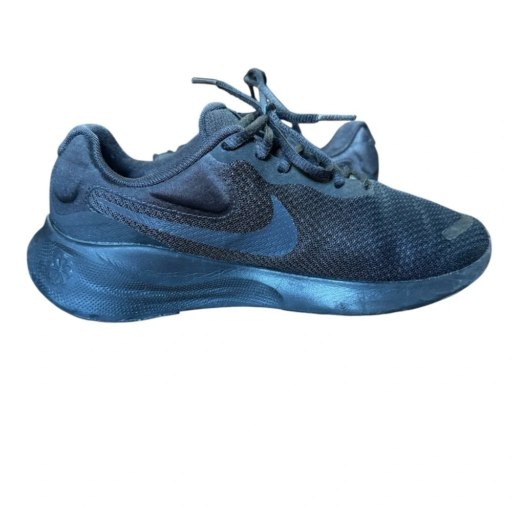 Nike Black Athletic Sneakers